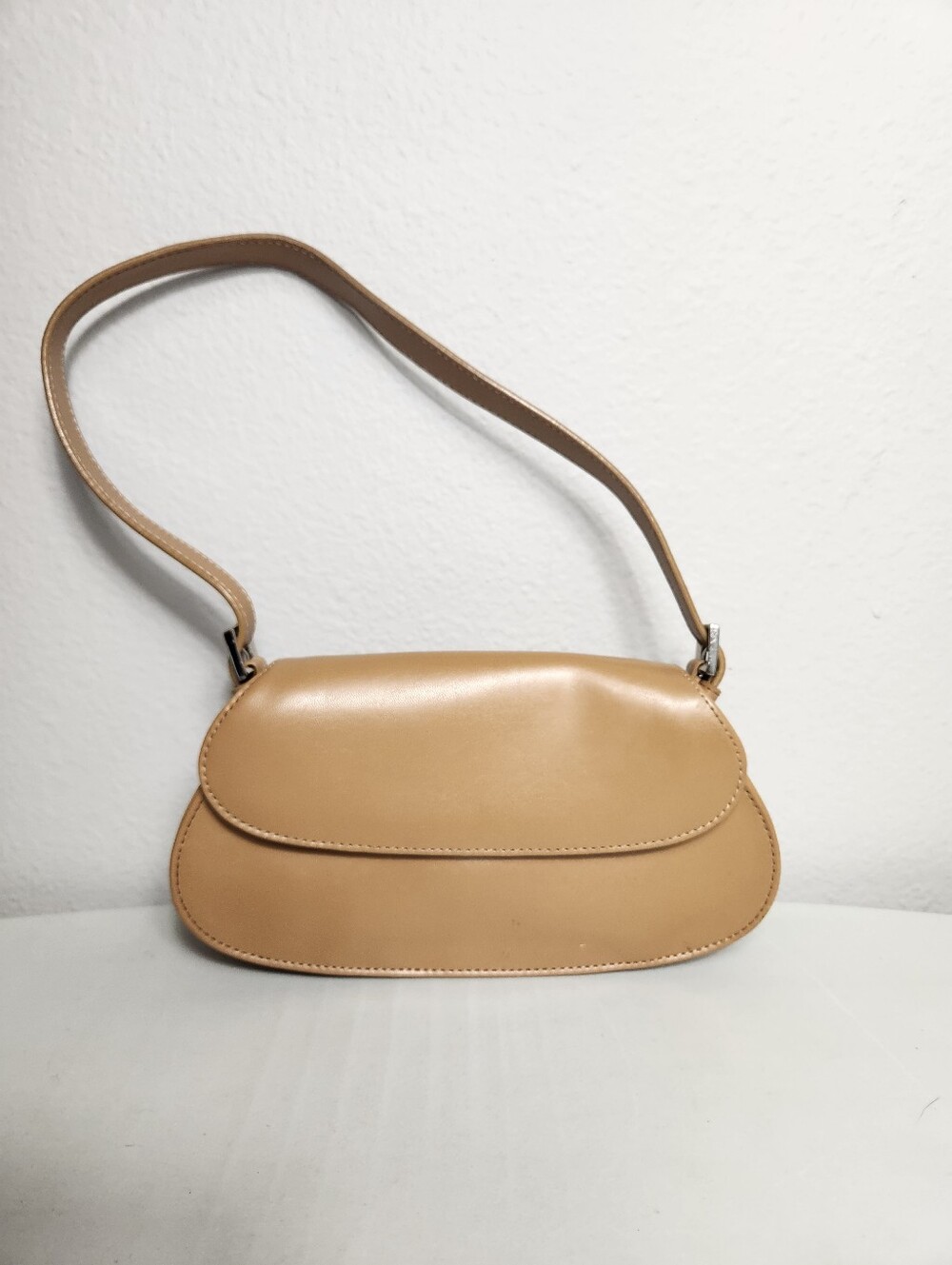 Liz Claiborne VTG Camel Tan Faux/Vegan Leather Small Shoulder Bag